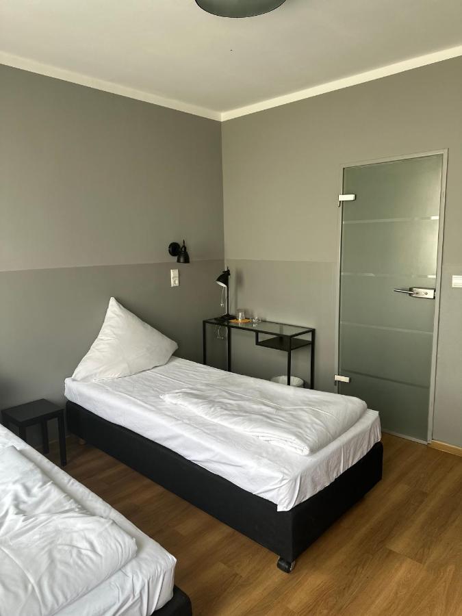 Hotel Fly ' In Offenbach am Main Exterior photo