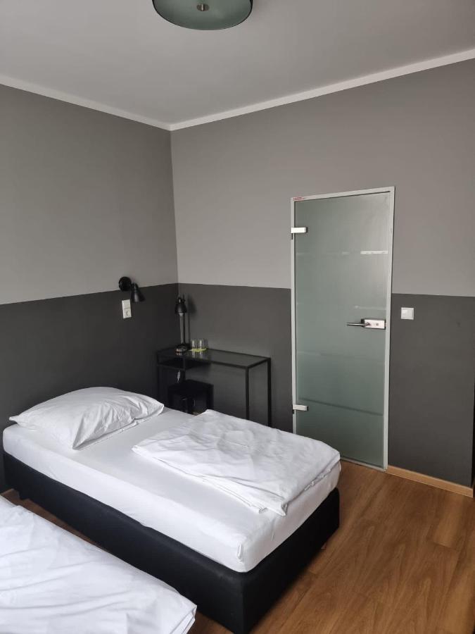 Hotel Fly ' In Offenbach am Main Exterior photo